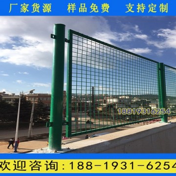 廣州高架橋兩側(cè)防落物圍欄 小孔網(wǎng)格