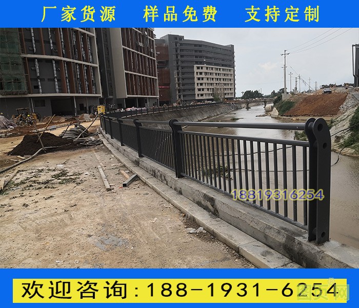 人行道欄桿1