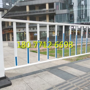 廣西市政道路護欄丨防城隔離欄馬路